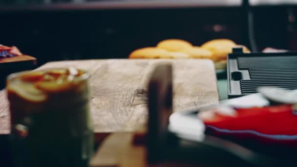 Processus Préparation Burger Américain Classique — Video