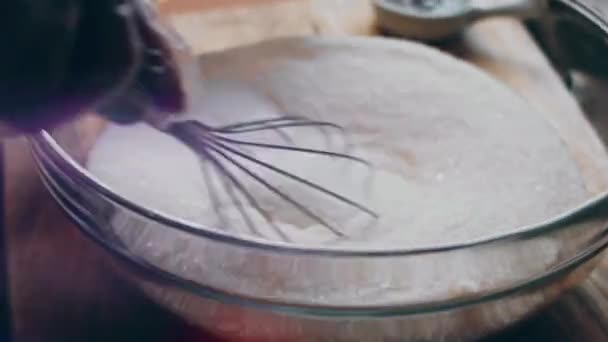 Panggang Adonan Untuk Kue Dalam Bentuk Kue Aku Membuat Kue — Stok Video