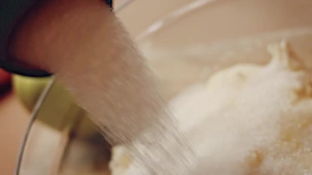 Preparazione Crustless New York Cheesecake Taste American Cuisine Effetto Evidenziazione — Video Stock