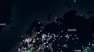 Siber saldırı için farklı hedefleri olan bir dünya haritası. Hackleme ve teknoloji konsepti. Monitör piksellerinde makro çekim.