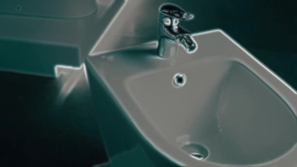 Вращающийся Унитаз Студийные Съемки Заднем Плане Ряд Туалетов Видео — стоковое видео