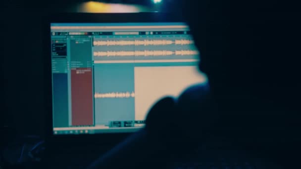 Kayıt Stüdyosu Kaydetme Düzenleme Sesleri Mühendis Ekranı Modern Teknoloji Ses — Stok video