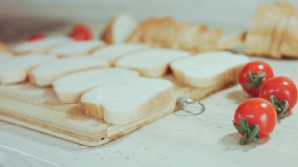 Καφέ Ψωμί Κομμένο Φέτες Ψωμί Φέτες — Αρχείο Βίντεο