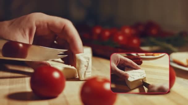 Parní Transformační Efekt Krájíme Sýr Brie Vánoční Dispozice — Stock video