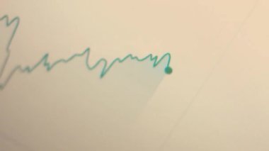 Cryptocurrency scams. Getting informed about bitcoin scams. Bitcoin scam. false bitcoin exchanges. remplacer ellipse effect.