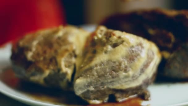 Unjo Con Dijon Lomo Ternera Mostaza Video Wellington Carne Res — Vídeos de Stock