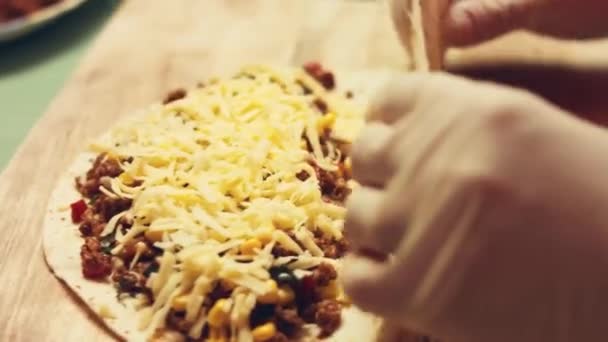 Cucina Messicana Cucina Prepara Tortillas Mais Nero Con Formaggio Fiori — Video Stock
