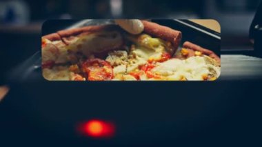 Yeni anneler için Lezzetli Kırmızı Pizza. 4k video tarifi.