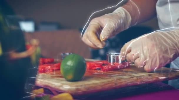 Různé Tvary Nanuků Šťavnatého Melounu Zmrzlinových Tyčinek Detailní Záběr Populárního — Stock video