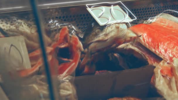 Червона Рибна Форель Продається Виставці Магазині Смачна Здорова Морська Їжа — стокове відео