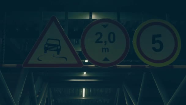 Parking Automatique Aéroport Terminal Sécurité Système Barrière Barrière Boom Nuit — Video