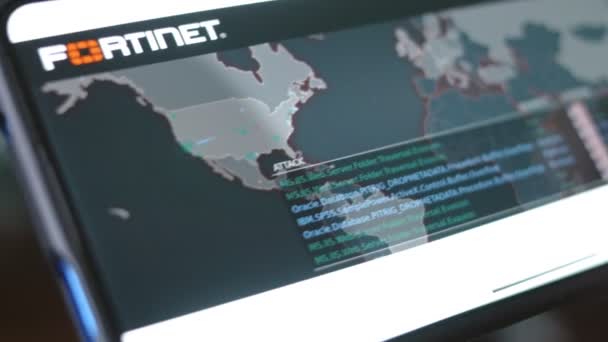 Навігація Карті Кібер Атаки Смартфоні Показує Різні Технічні Відомості Хес — стокове відео