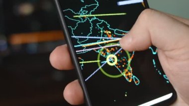 Akıllı telefondan siber saldırı haritası. Çeşitli Teknik Bilgileri Göster. Sistem Kontrol Merkezi 'nde Tek Başına. Blackmagic RAW Sinema Kamerasında Çekim.