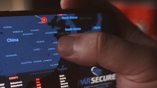 Ataques Cibernéticos China Câmera Filmado Tela Móvel Conceito Segurança Cibernética — Vídeo de Stock