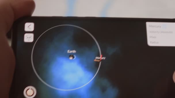 태양계의 시뮬레이션 태양과 사이의 Cosmos우주 태양과 행성의 중력장 그리드의 애니메이션 — 비디오