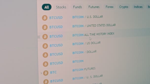 Kryptowaluta Wykresu Handlowego Inwestor Sprawdza Bitcoin Inne Kryptowaluta Kryptowaluta Wskaźnik — Wideo stockowe
