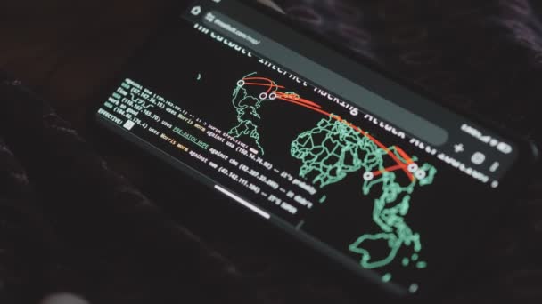 Ataque Cibernético Global Com Mapa Mundo Tela Celular Comunicação Rede — Vídeo de Stock