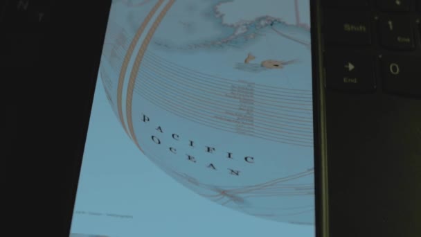 Podwodne Kable Internetowe Mapie Świata Ekranie Smartfona Ocean Spokojny — Wideo stockowe