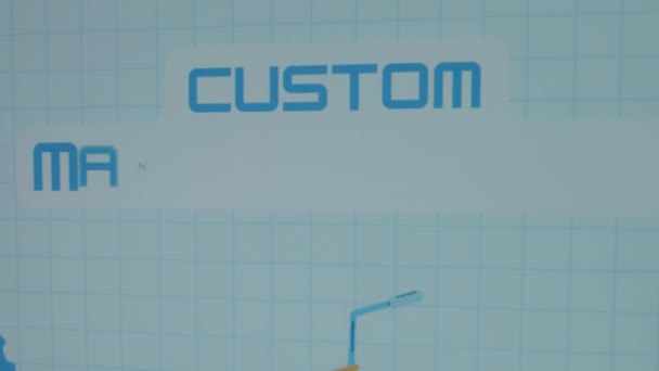 Zakázková Výroba Nápis Modrém Math Listu Pozadí Grafická Prezentace Animovaných — Stock video