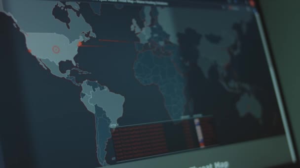 Monitorowanie Globalnego Ruchu Danych Cyberataków Mapie Świata Ekranie Laptopa Stany — Wideo stockowe
