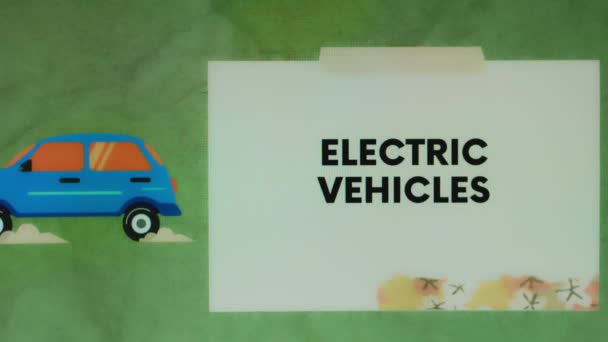 車のイラストを移動させた緑色の背景に電気自動車の碑文が刻まれている グラフィックプレゼンテーション 輸送コンセプト — ストック動画