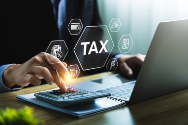 Vergi indirimi, vergilendirilebilir gelirin azaltılması ve genel vergi yükümlülüğünün azaltılması için stratejik olarak tanımlama ve kullanılabilir indirimler içerir. mortgage faizi, iş giderleri