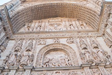 San Esteban Manastırı 'nın dış görünüşü (İspanya)).