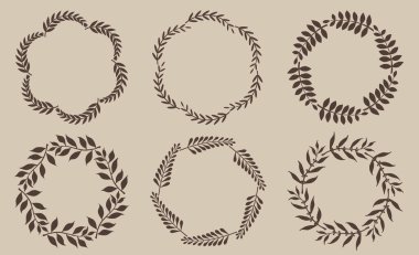 Yapraklardan yapılmış yuvarlak sınırlar. Dekoratif çerçeveler. Çiçekli süsler. Dalın dairesel desenleri. Davetiyeler ve tatil kartları için tasarım öğeleri. Vektör illüstrasyonu.