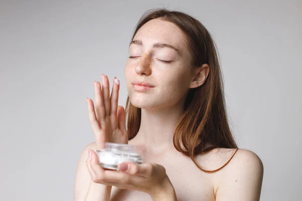 Close Beauty Portrait Attractive Young Woman Holding Jar Face Cream — Stock Photo, Image