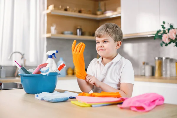 Blonde Boy Cleaning Kitchen Wearing Orange Gloves Caucasian Boy Helping — Stock Photo, Image
