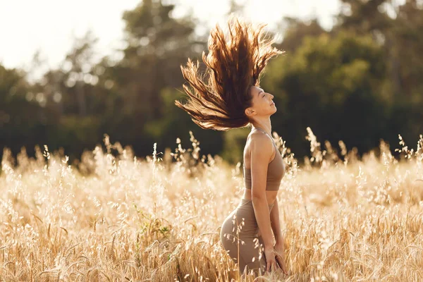 Woman Summer Field Brunette Spots Suit Girl Sunset Background — стоковое фото