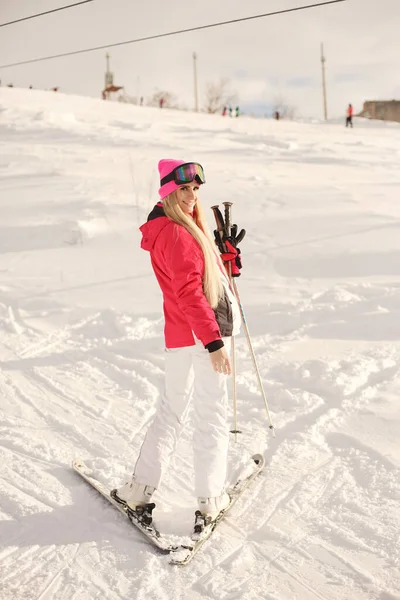 Ski Montagne Couleur Brillante Des Vêtements Ski Fille Passe Temps — Photo