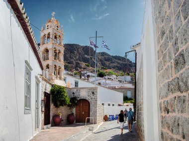 Hidra adası Saronik Körfezi 'nin en güzel adası olarak kabul edilir.