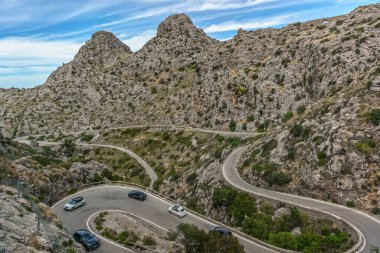 Calabria İspanya 'daki yılan yolu.
