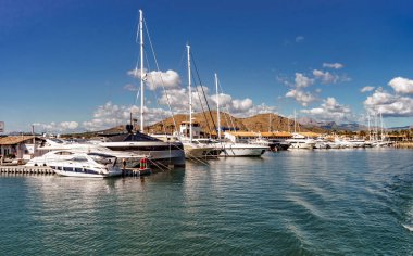 Mayorka adası dinlenmek için ideal bir yerdir.