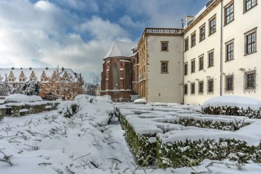 Silezya Piast hanedanının kışın kalesi.