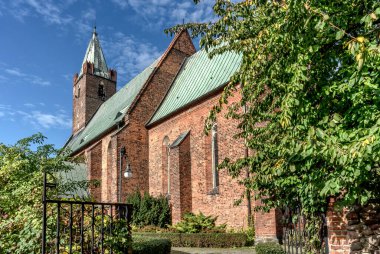 Tarihi anıt - Aziz James Kilisesi Maujowica Havarisi