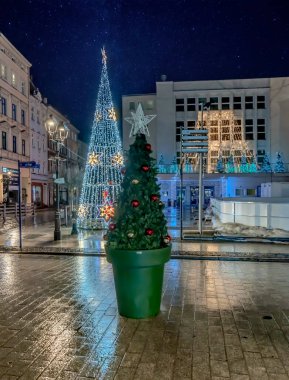 Noel 'de her zaman kış süslemeleri sergilenir.