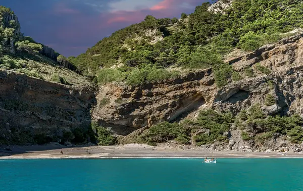 Mallorca deniz feneri izleriyle ünlüdür.