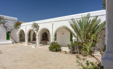 Etnografik müzenin etkileyici mimarisi djerba, tunisia adasında