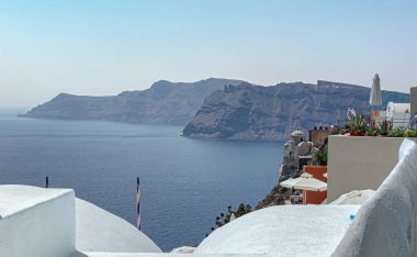 Oia ve Thira Santorini 'nin güzel adasındaki kasabalardır.