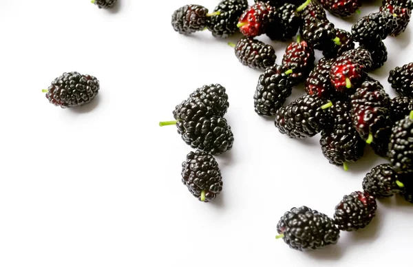 Mulberry White Background White Table Black Mulberries Healthy Summer Berries — Stock Photo, Image