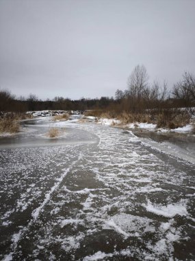 Ukrayna 'da donmuş nehir