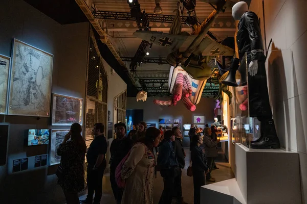 Toronto Ontario Canadas Junio 2023 Gente Asiste Exhibición Pink Floyd —  Fotos de Stock