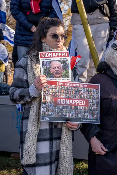 Uja United Jewish Appeal Solidarity Rally Hostages Toronto Novembre 2023 — Foto Stock