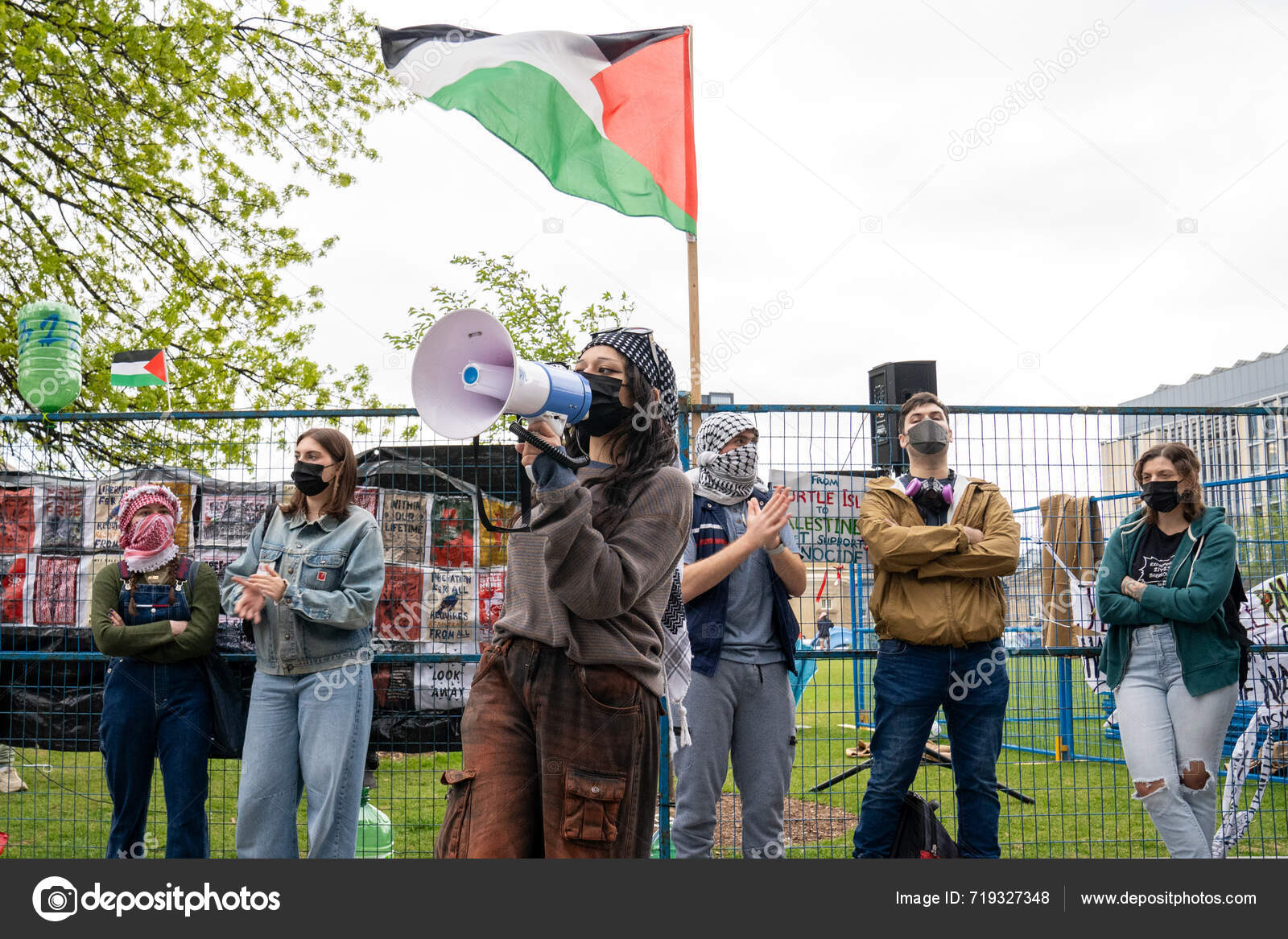 Canada Toronto May 8Th 2024 Pro Palestinian Protesters Passionately