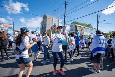 Toronto, Kanada - 9 Haziran 2024: UJA (Birleşik Yahudi Temyiz) İsrail için yürüyüş Toronto etkinliği 