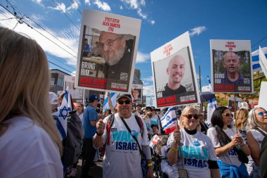 Toronto, Kanada - 9 Haziran 2024: UJA (Birleşik Yahudi Temyiz) İsrail için yürüyüş Toronto etkinliği 