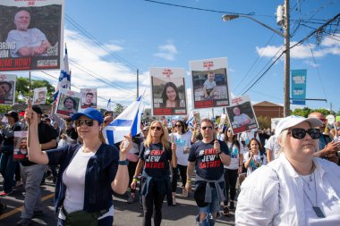 Toronto, Kanada - 9 Haziran 2024: UJA (Birleşik Yahudi Temyiz) İsrail için yürüyüş Toronto etkinliği 