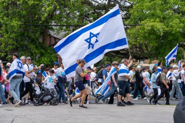 Toronto, Kanada - 9 Haziran 2024: UJA (Birleşik Yahudi Temyiz) İsrail için yürüyüş Toronto etkinliği 